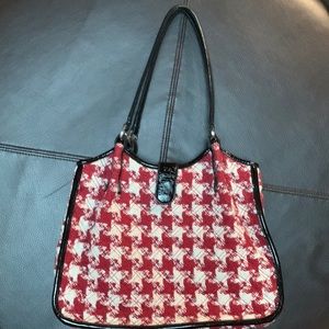 Red and White Pattern Shoulder Shoulder Purse from Vera Bradley